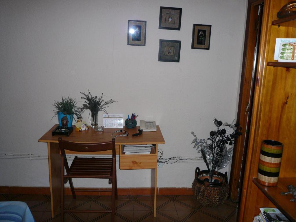 Hostal Berlin Madrid Extérieur photo
